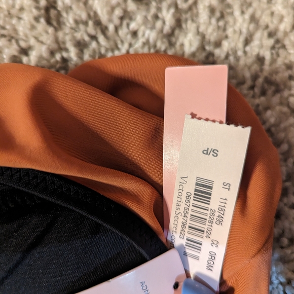 Fall final sale vs swimsuit - Picture 3 of 4